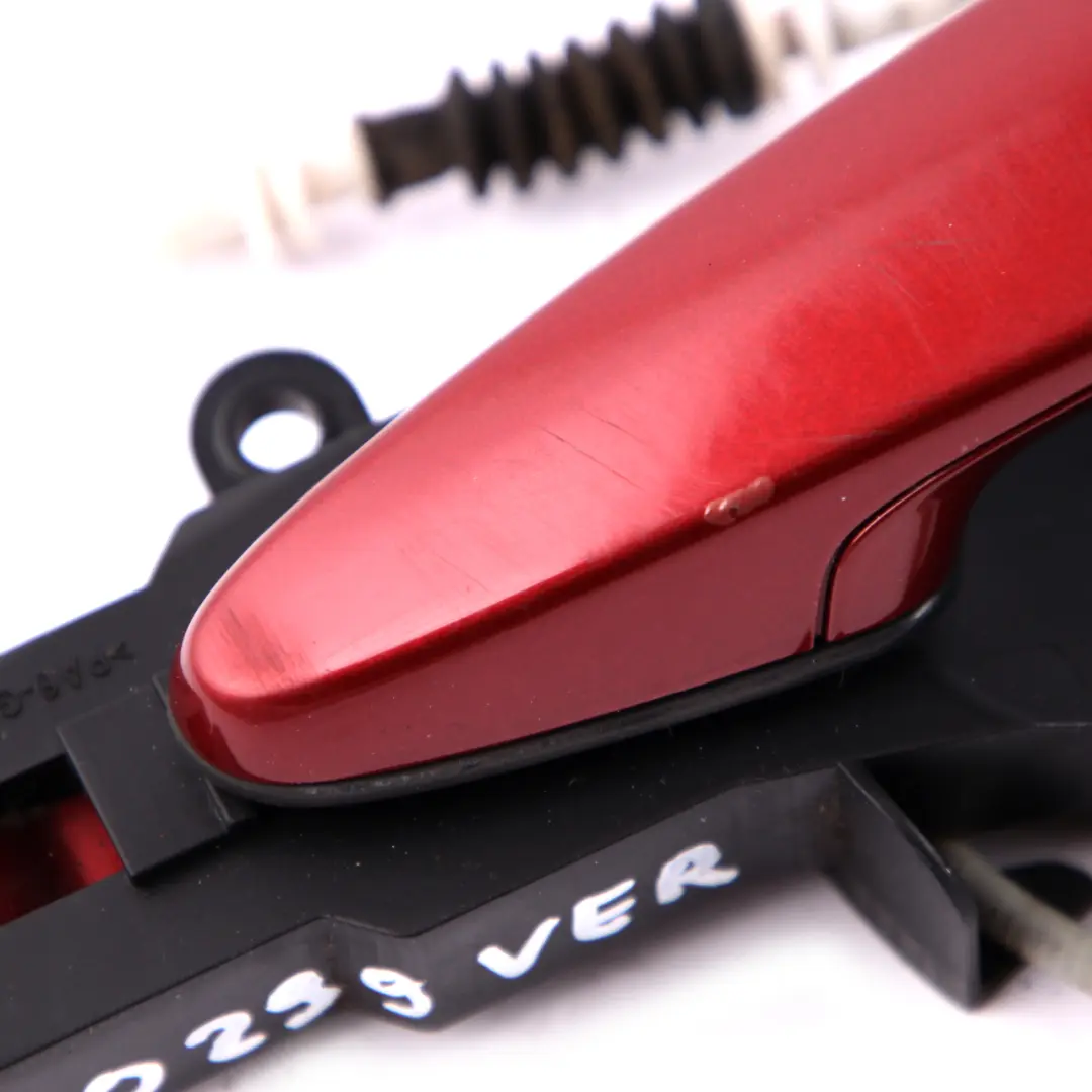 Complete Rear Right Grab Handle O/S Vermillion Red Metallic A82 to BMW 3 E90 E91 with Part number 7060299 BMW 3 E90 E91 Complete Rear Right Grab Handle O/S Vermillion Red Metallic A82 - SKU 7060299-VER - Part number 7060299