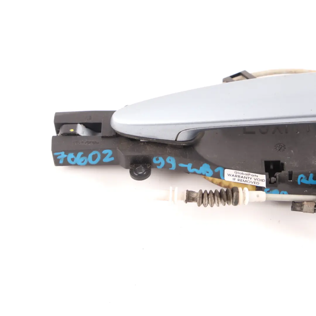 Manija De Puerta Completa Trasera Izquierda Bluewater 896 para BMW E90 E91 con número de pieza 7060299 BMW E90 E91 Manija De Puerta Completa Trasera Izquierda Bluewater 896 - SKU 7060299-WB1 - Número de pieza 7060299