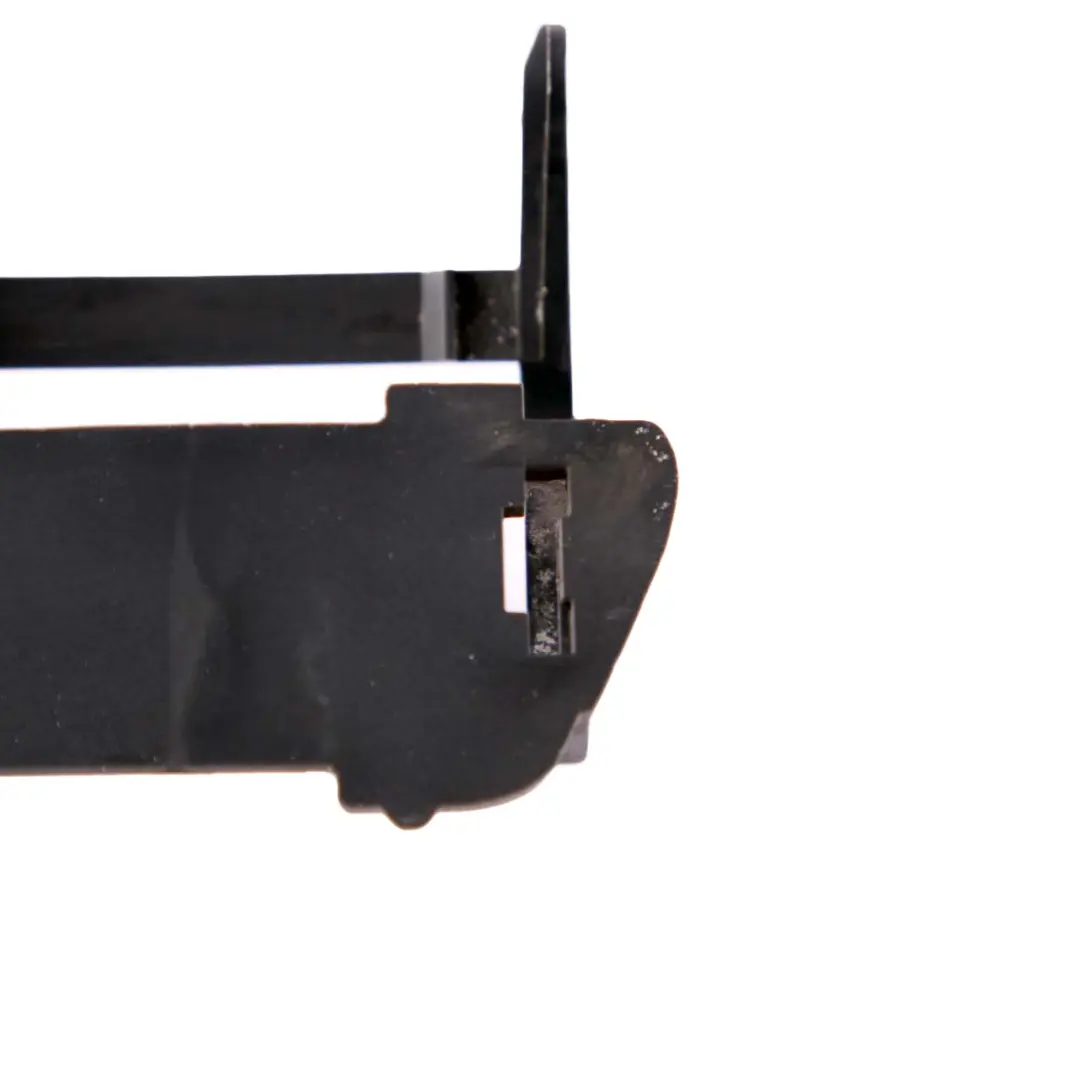 BMW E60 E61 LCI Levier de buse avant support de pare-chocs gauche - SKU 7060585 - Numéro de pièce 7300385