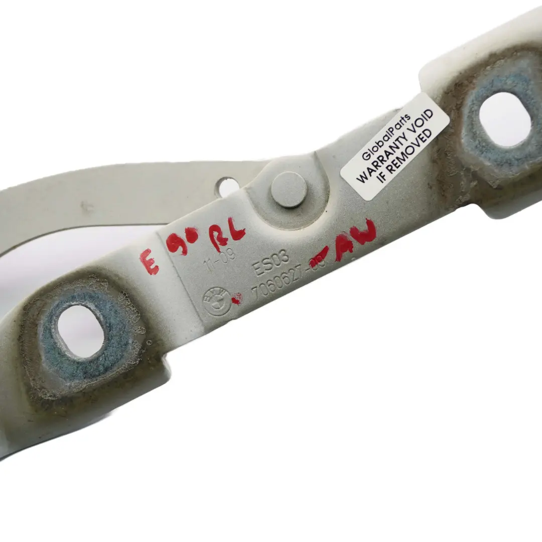 Charnière Hayon BMW E90 E92 Couvercle Coffre Arrière Gauche Alpinweiss White 300 pour à propos du numéro de pièce 7060627 Charnière Hayon BMW E90 E92 Couvercle Coffre Arrière Gauche Alpinweiss White 300 - SKU 7060627-AW - Numéro de pièce 7060627
