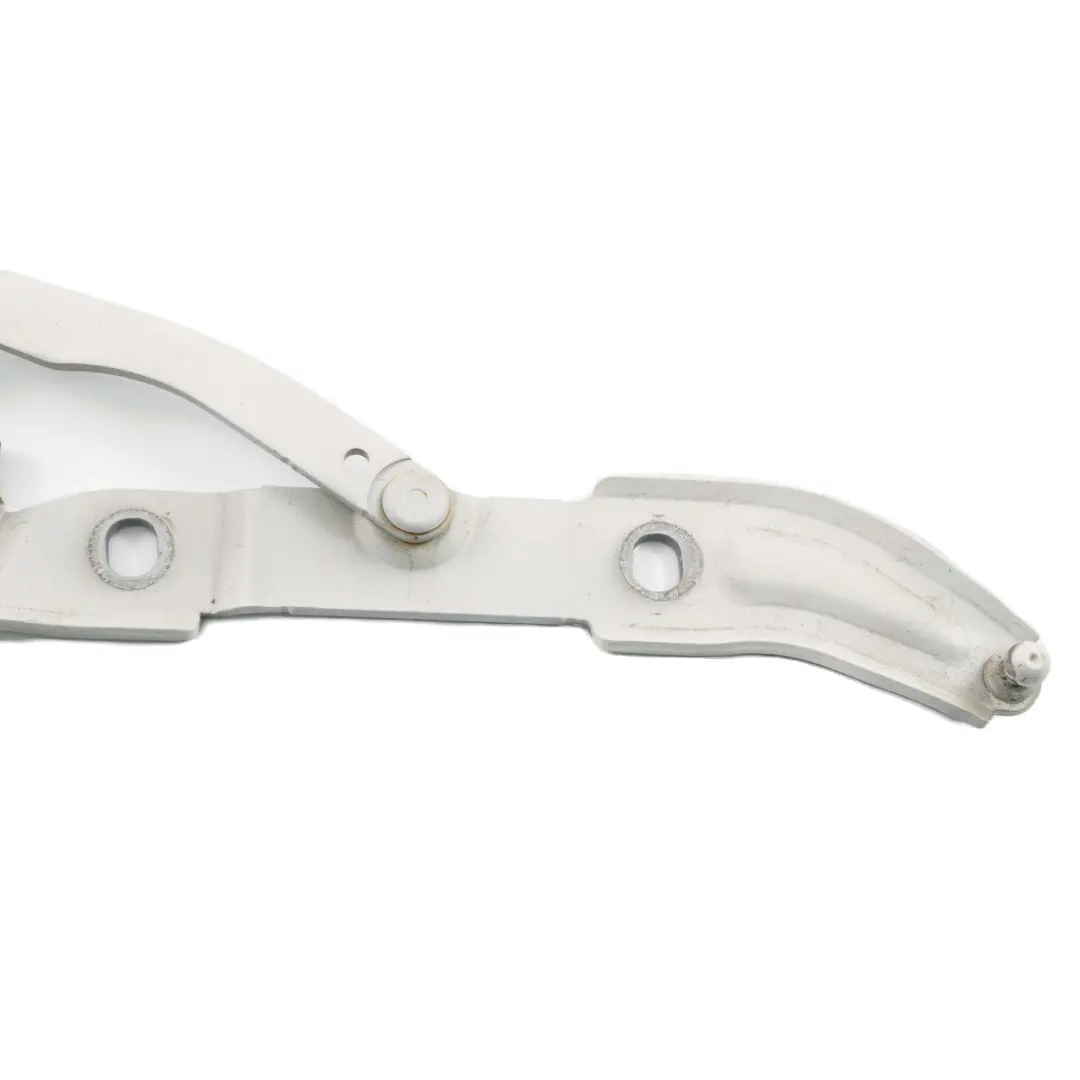 Zawias prawy tylnej klapy alpinweiss do BMW E91 o numerze 7060628 BMW E91 Zawias prawy tylnej klapy alpinweiss - SKU 7060628-AW - Numer Części 7060628