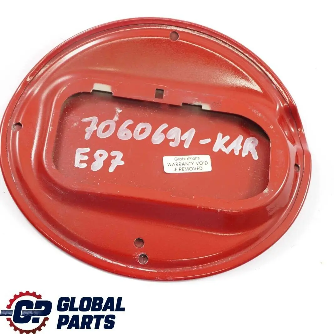 Volet de fermeture remplissage de carburant rouge pour BMW 1 Serie E87 E87N à propos du numéro de pièce 7060691 BMW 1 Serie E87 E87N Volet de fermeture remplissage de carburant rouge - SKU 7060691-KAR - Numéro de pièce 7060691