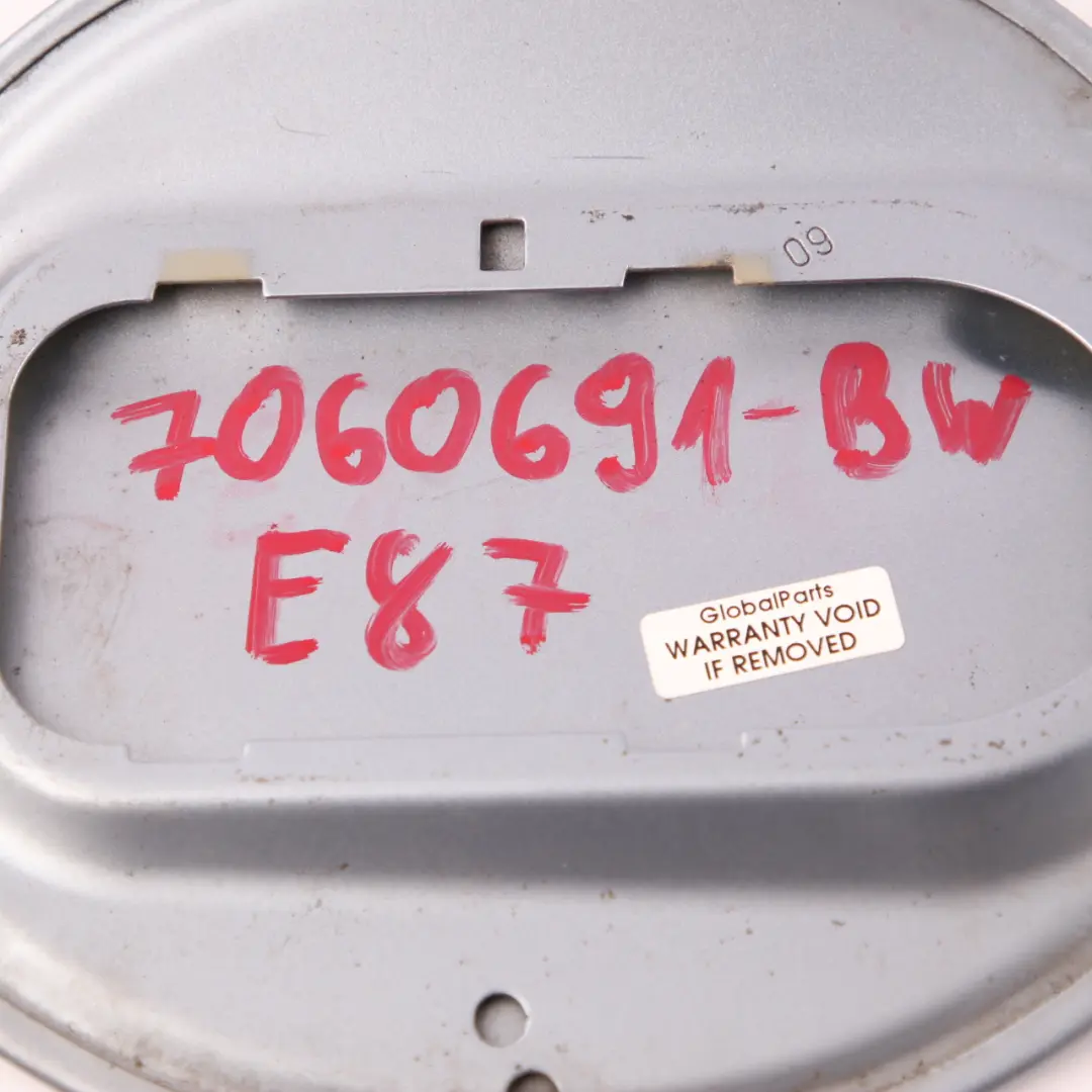 Einfüllklappe Deckel Bluewater Metallic 896 Blau Wasser für BMW 1 er E87 mit Teilenummer 7060691 BMW 1 er E87 Einfüllklappe Deckel Bluewater Metallic 896 Blau Wasser - SKU 7060691-BW - Teilenummer 7060691