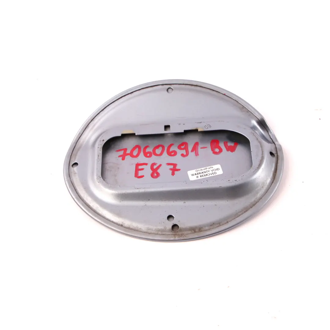 Einfüllklappe Deckel Bluewater Metallic 896 Blau Wasser für BMW 1 er E87 mit Teilenummer 7060691 BMW 1 er E87 Einfüllklappe Deckel Bluewater Metallic 896 Blau Wasser - SKU 7060691-BW - Teilenummer 7060691