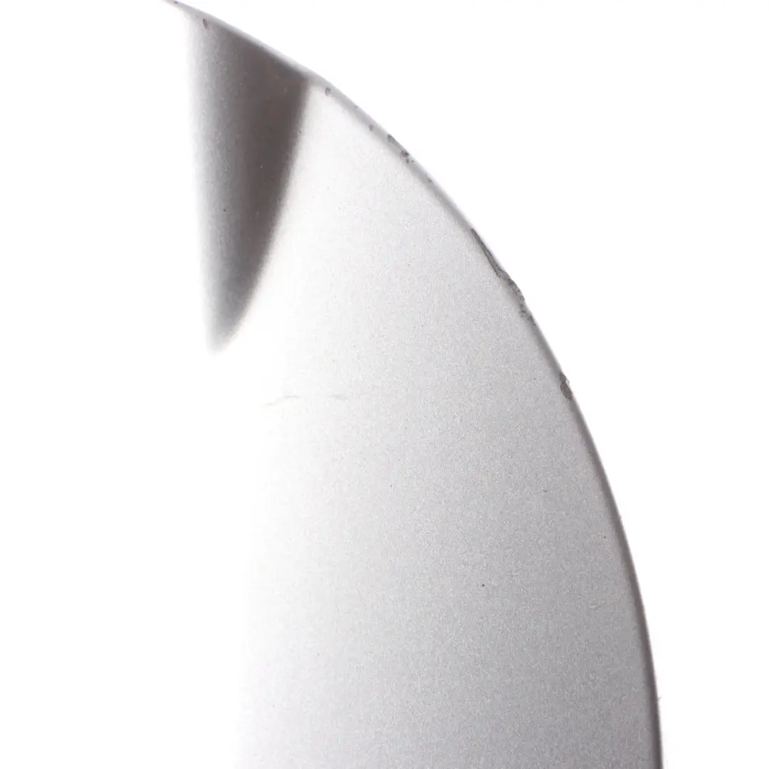 Ribalta Riempimento Coperchio Argento Titanio Titansilver per BMW E87 con numero di parte 7060691 BMW E87 Ribalta Riempimento Coperchio Argento Titanio Titansilver - SKU 7060691-TS1 - Numero di parte 7060691