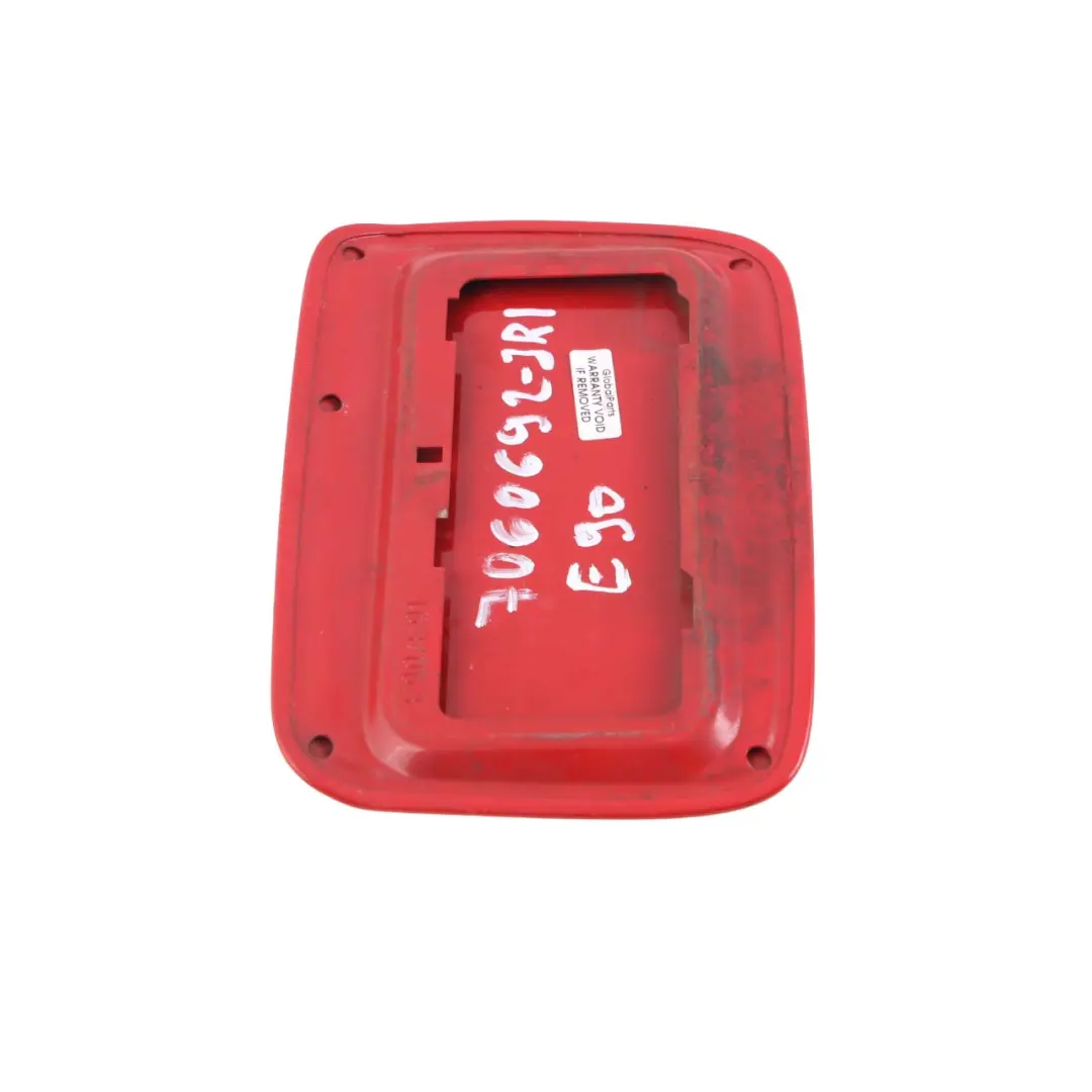 Tapa depósito combustible Llenado tapa trasera Japanrot Rojo 438 para BMW E90 E91 LCI con número de pieza 7060692 BMW E90 E91 LCI Tapa depósito combustible Llenado tapa trasera Japanrot Rojo 438 - SKU 7060692-JR1 - Número de pieza 7060692