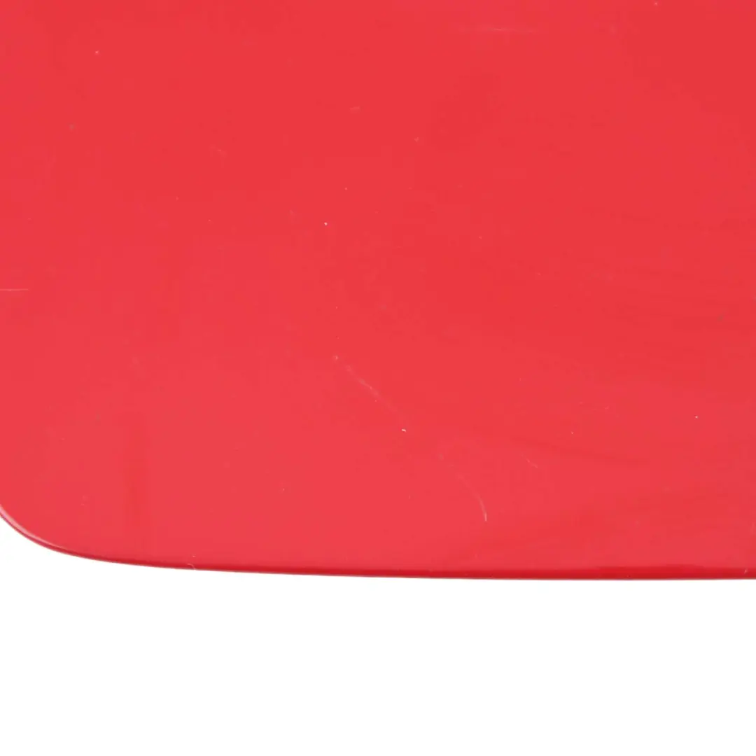 BMW E90 E91 LCI Tankdeckel Einfüllstutzen Klappenverschluss hinten Japanrot 438 - SKU 7060692-JR1 - Teilenummer 7060692