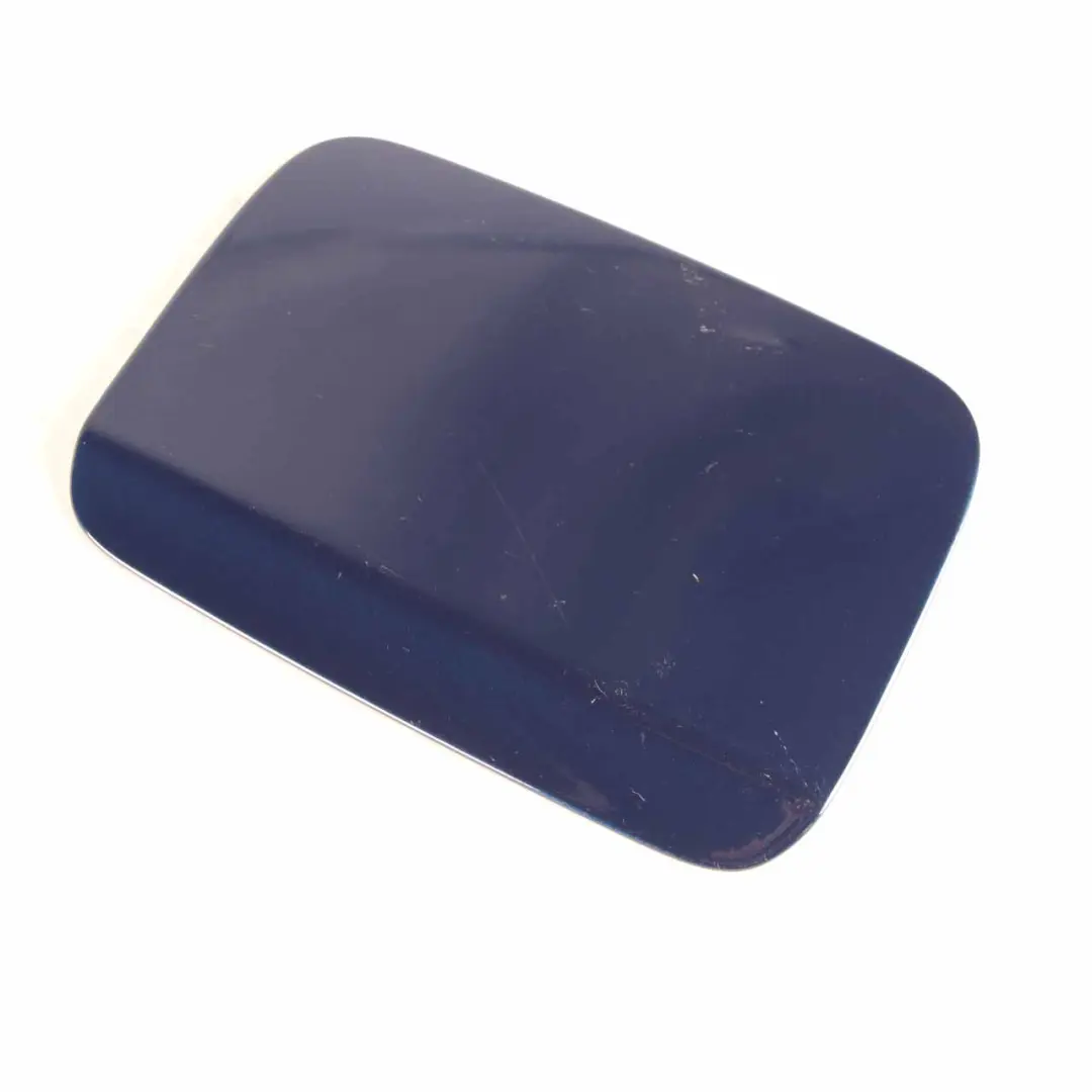 Tankklappe Einfüllstutzen Klappenabdeckung Le Mans Blau Metallic für BMW E90 E91 mit Teilenummer 7060692 BMW E90 E91 Tankklappe Einfüllstutzen Klappenabdeckung Le Mans Blau Metallic - SKU 7060692-LMB1 - Teilenummer 7060692