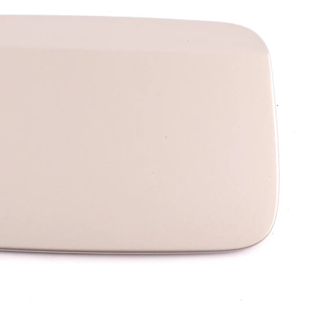 BMW E90 E91 Llenado combustible en la tapa tanque Flap Tapa Platin Bronce A53 - SKU 7060692-PB1 - Número de pieza 7060692