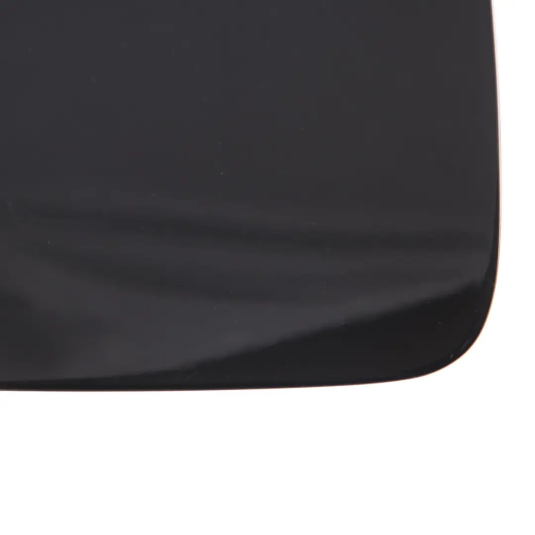 BMW E90 E91 LCI E90 E91 Fuel Cover Schwarz 2 Negro - 668 - SKU 7060692-SCH - Número de pieza 7060692