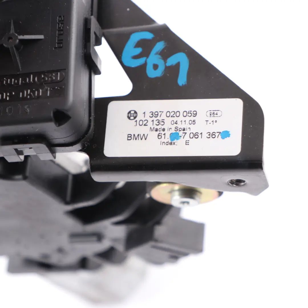 Kofferraum Deckel Heck Klappen Wischermotor Antrieb für BMW E61 mit Teilenummer 7061367 BMW E61 Kofferraum Deckel Heck Klappen Wischermotor Antrieb - SKU 7061367 - Teilenummer 7061367