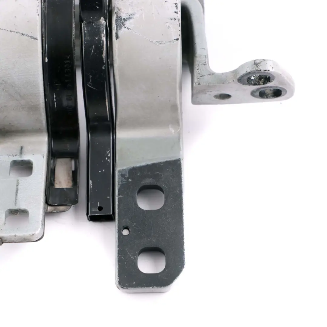 Boot Trunk Lid Tailgate Left Hinge N/S Titansilber Silver 354 to BMW E61 Touring with Part number 7061383 BMW E61 Touring Boot Trunk Lid Tailgate Left Hinge N/S Titansilber Silver 354 - SKU 7061383-TS - Part number 7061383