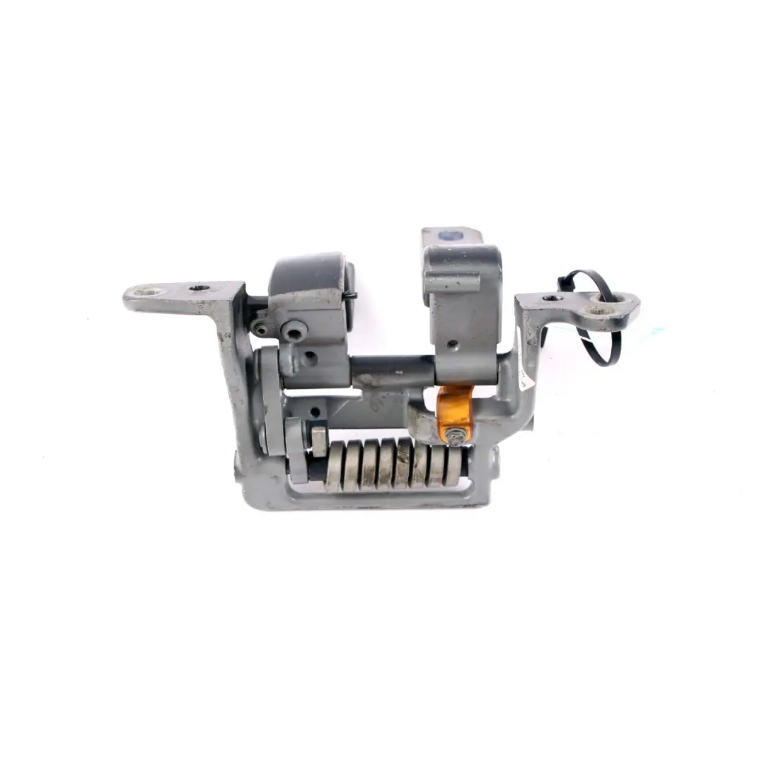 Charniere De Coffre Couvercle De Coffre Hayon Droite pour BMW E61 Touring à propos du numéro de pièce 7061384 BMW E61 Touring Charniere De Coffre Couvercle De Coffre Hayon Droite - SKU 7061384-BS - Numéro de pièce 7061384