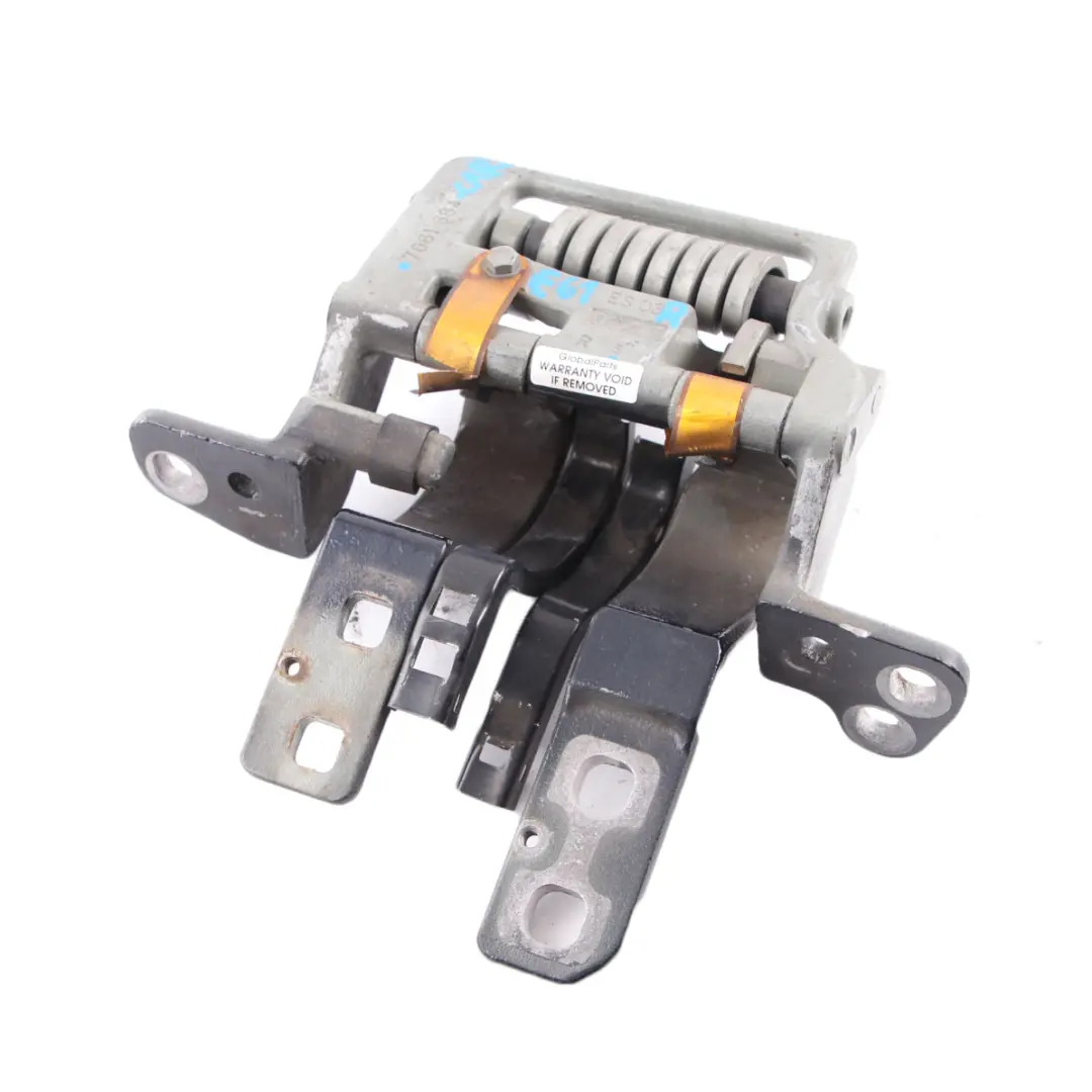 Tapa maletero Portón trasero Bisagra derecha Carbonschwarz Negro para BMW E61 Touring con número de pieza 7061384 BMW E61 Touring Tapa maletero Portón trasero Bisagra derecha Carbonschwarz Negro - SKU 7061384-CAR - Número de pieza 7061384