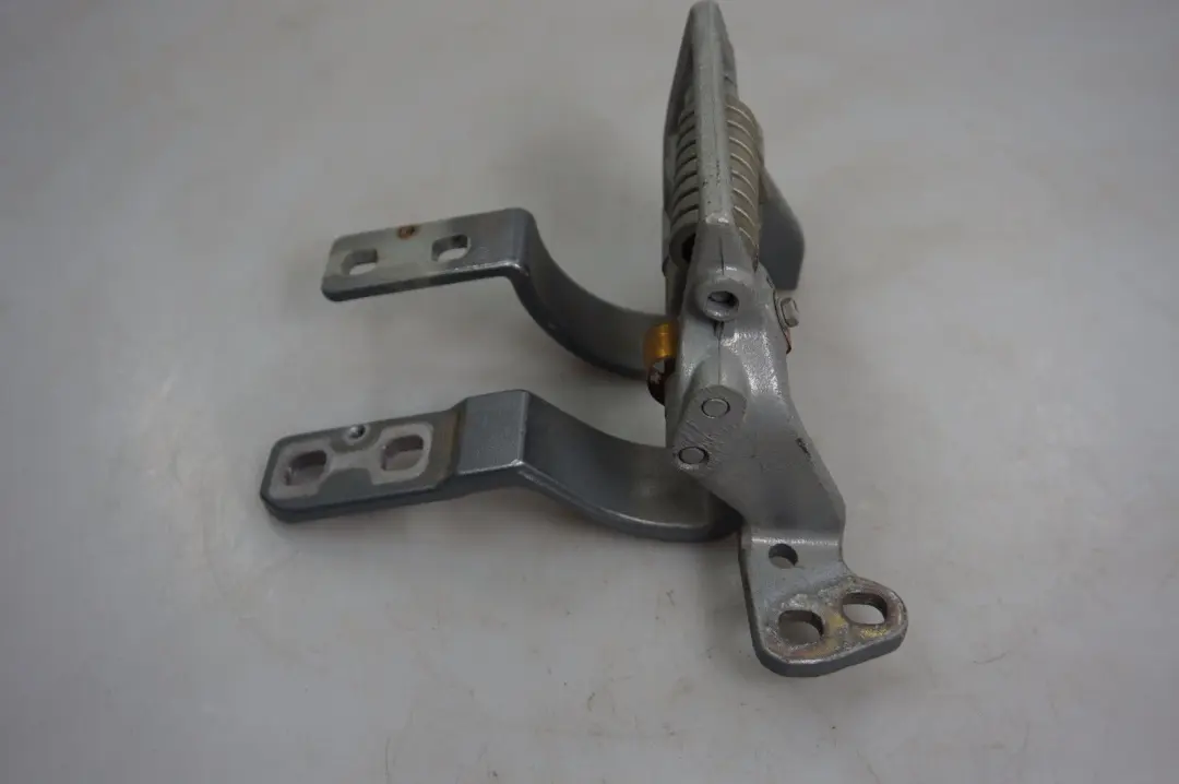 BMW 5 Reihe E61 Touring Scharnier Heckklappe Hinten Rechts Spacegrau - SKU 7061384-SG - Teilenummer 7061384