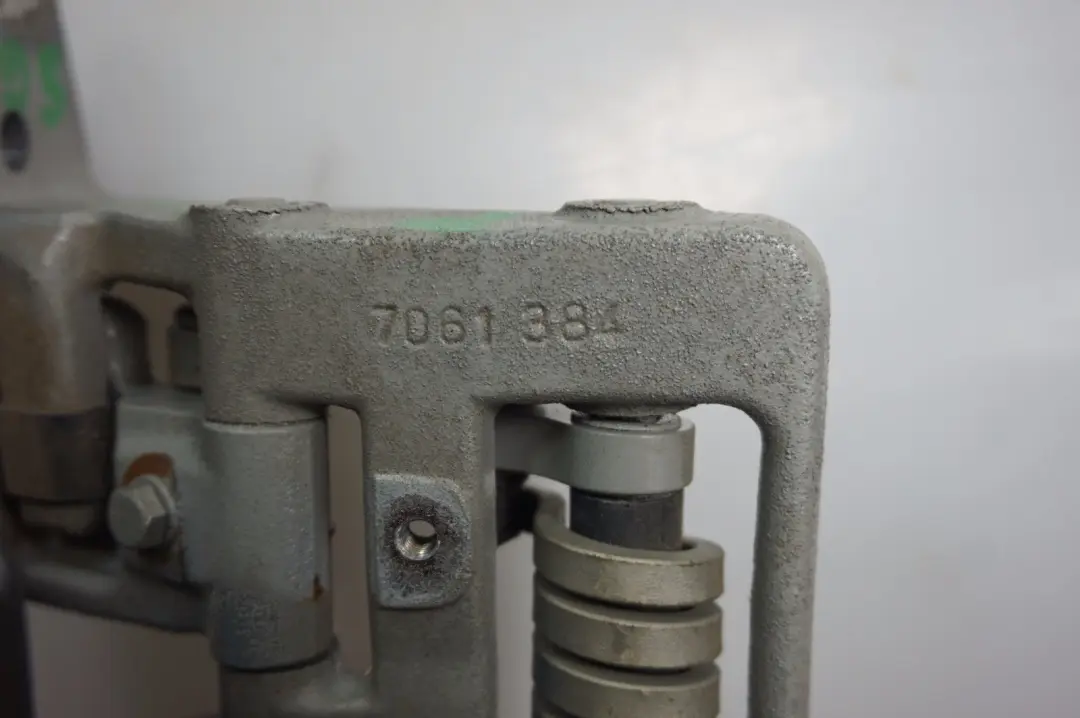 Boot Trunk Lid Tailgate Right Hinge O/S Spacegrau to BMW 5 Series E61 Touring with Part number 7061384 BMW 5 Series E61 Touring Boot Trunk Lid Tailgate Right Hinge O/S Spacegrau - SKU 7061384-SG - Part number 7061384