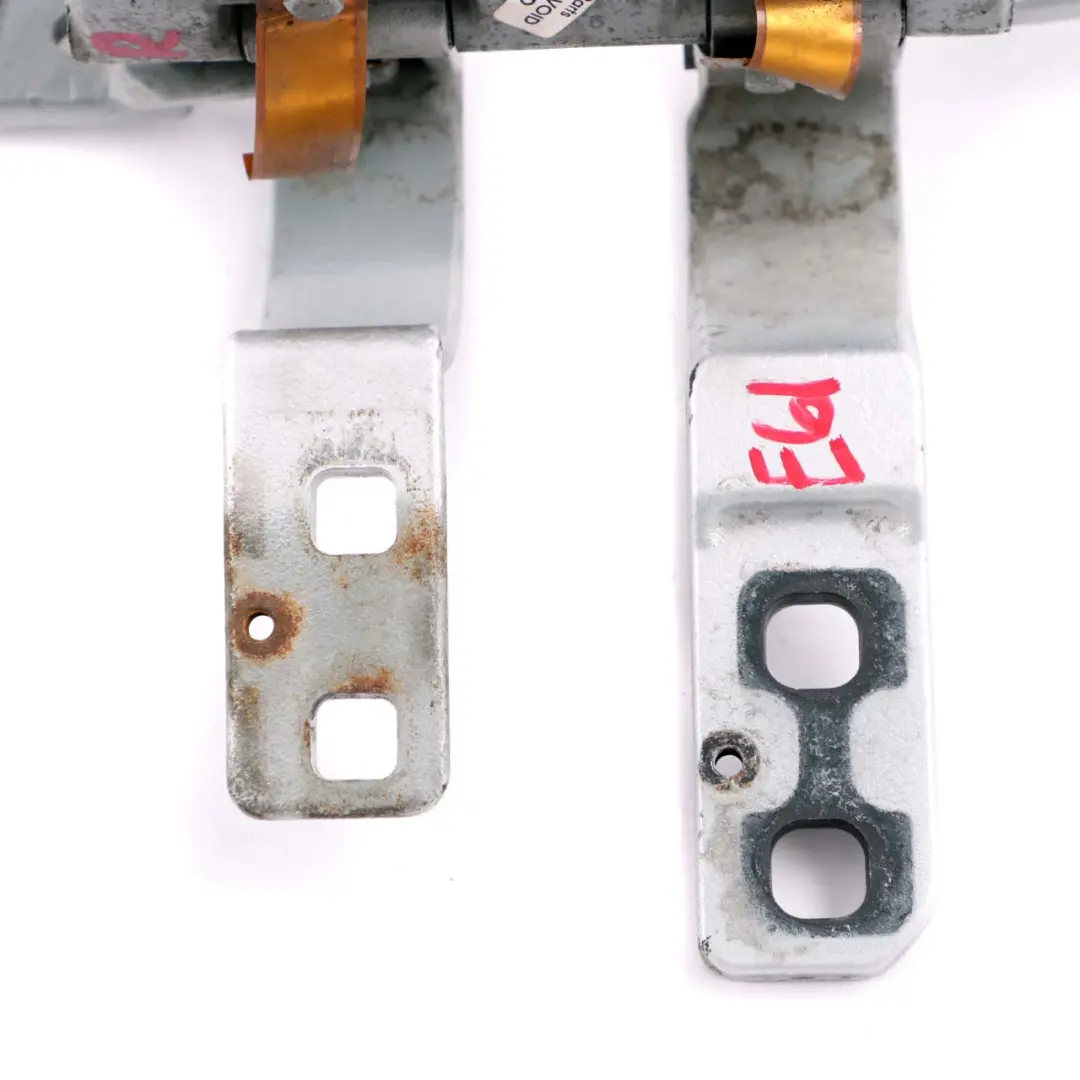 Kofferraumklappe Heckklappe Rechts Scharnier Titansilber für BMW E61 LCI Touring mit Teilenummer 7061384 BMW E61 LCI Touring Kofferraumklappe Heckklappe Rechts Scharnier Titansilber - SKU 7061384-TS - Teilenummer 7061384