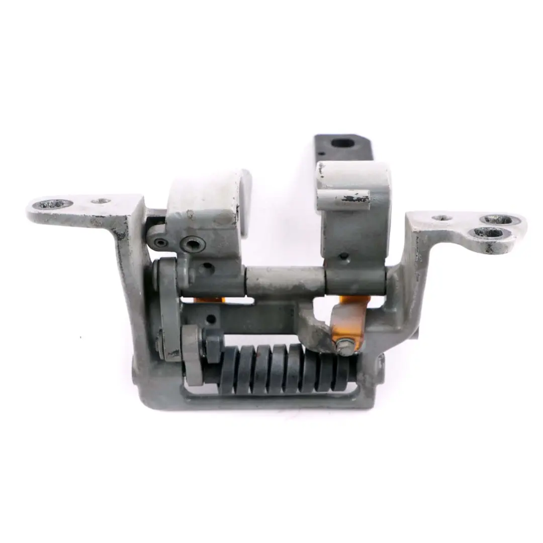 Maletero Tapa Portón Trasero Bisagra Derecha Titanium Silver para BMW E61 LCI con número de pieza 7061384 BMW E61 LCI Maletero Tapa Portón Trasero Bisagra Derecha Titanium Silver - SKU 7061384-TS - Número de pieza 7061384