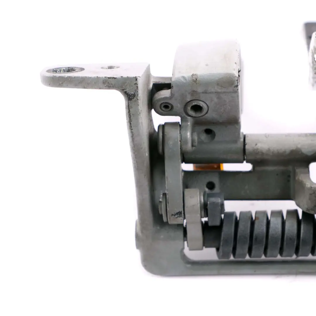 Portabagagli Portellone Posteriore Destro Cerniera Titansilber per BMW E61 LCI con numero di parte 7061384 BMW E61 LCI Portabagagli Portellone Posteriore Destro Cerniera Titansilber - SKU 7061384-TS - Numero di parte 7061384