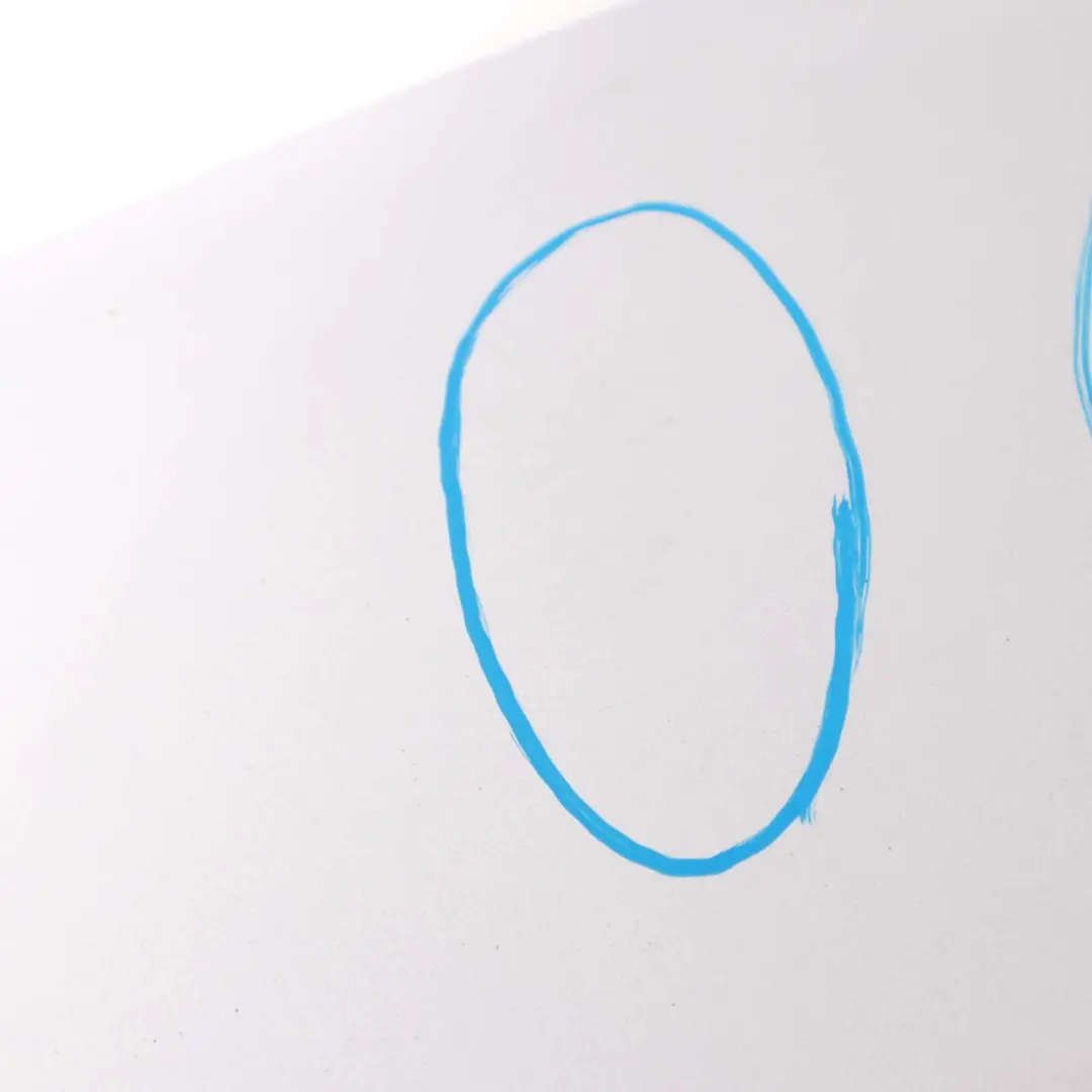 Spojler lotka blenda titansilber 354 do BMW E61 o numerze 51717061467 BMW E61 Spojler lotka blenda titansilber 354 - SKU 7061467-TS1 - Numer Części 51717061467