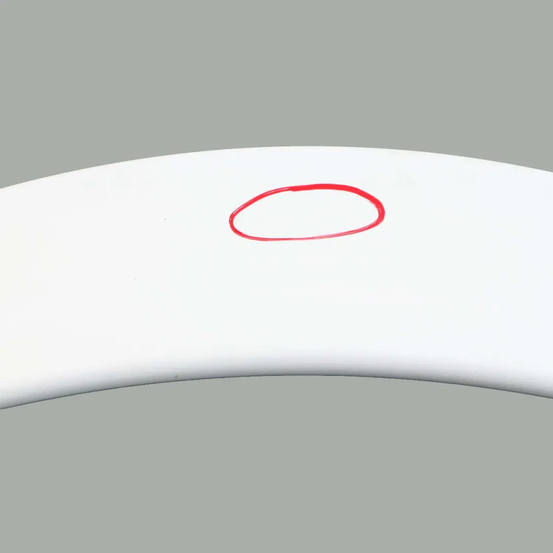 Panneau d'habillage de hayon arrière blanc pour Mini R53 à propos du numéro de pièce 7061608 Mini R53 Panneau d'habillage de hayon arrière blanc - SKU 7061608-WHI1 - Numéro de pièce 7061608