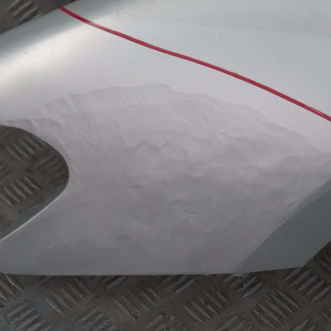 Panel Lateral Delantero Izquierdo Titansilber Titan Silver para BMW E65 E66 E67 con número de pieza 7061661-TS BMW E65 E66 E67 Panel Lateral Delantero Izquierdo Titansilber Titan Silver - SKU 7061661-TS - Número de pieza 7061661-TS