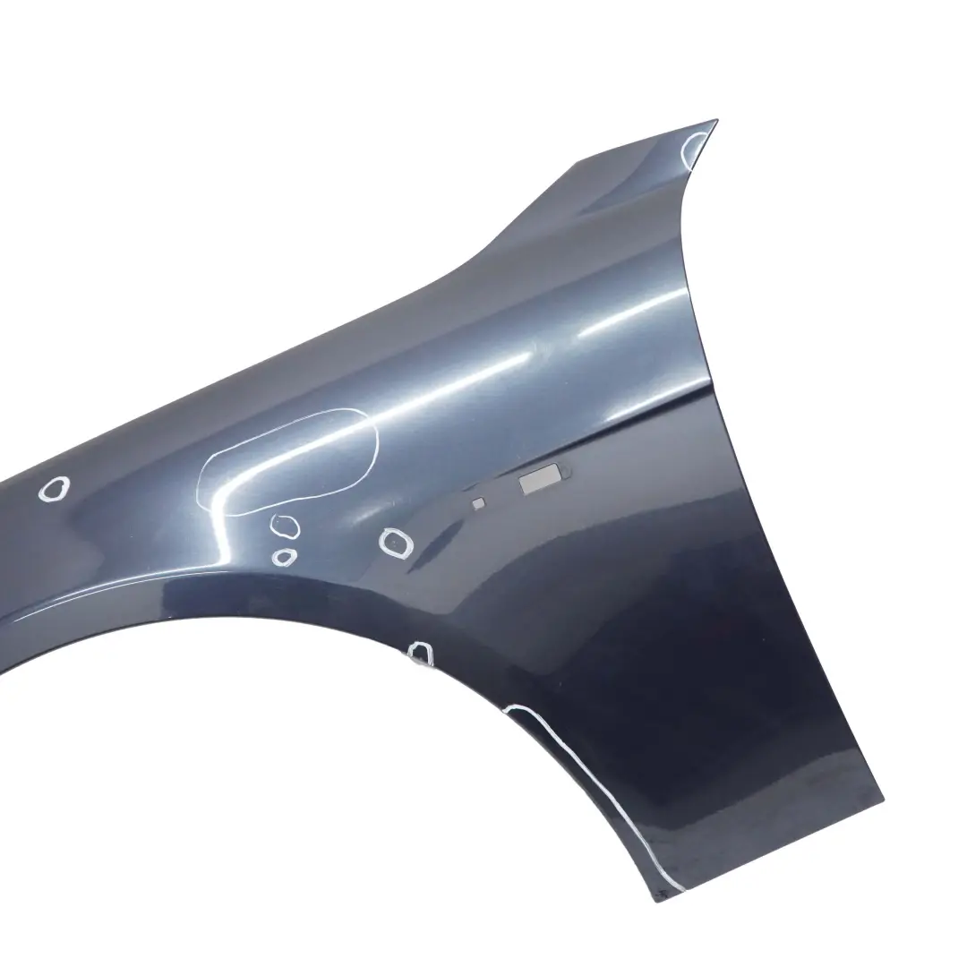 Pareti Anteriore Sinistra Parafango Blu Toledo Metallizzato 482 per BMW E65 E66 con numero di parte 7061661 BMW E65 E66 Pareti Anteriore Sinistra Parafango Blu Toledo Metallizzato 482 - SKU 7061661-TDB - Numero di parte 7061661