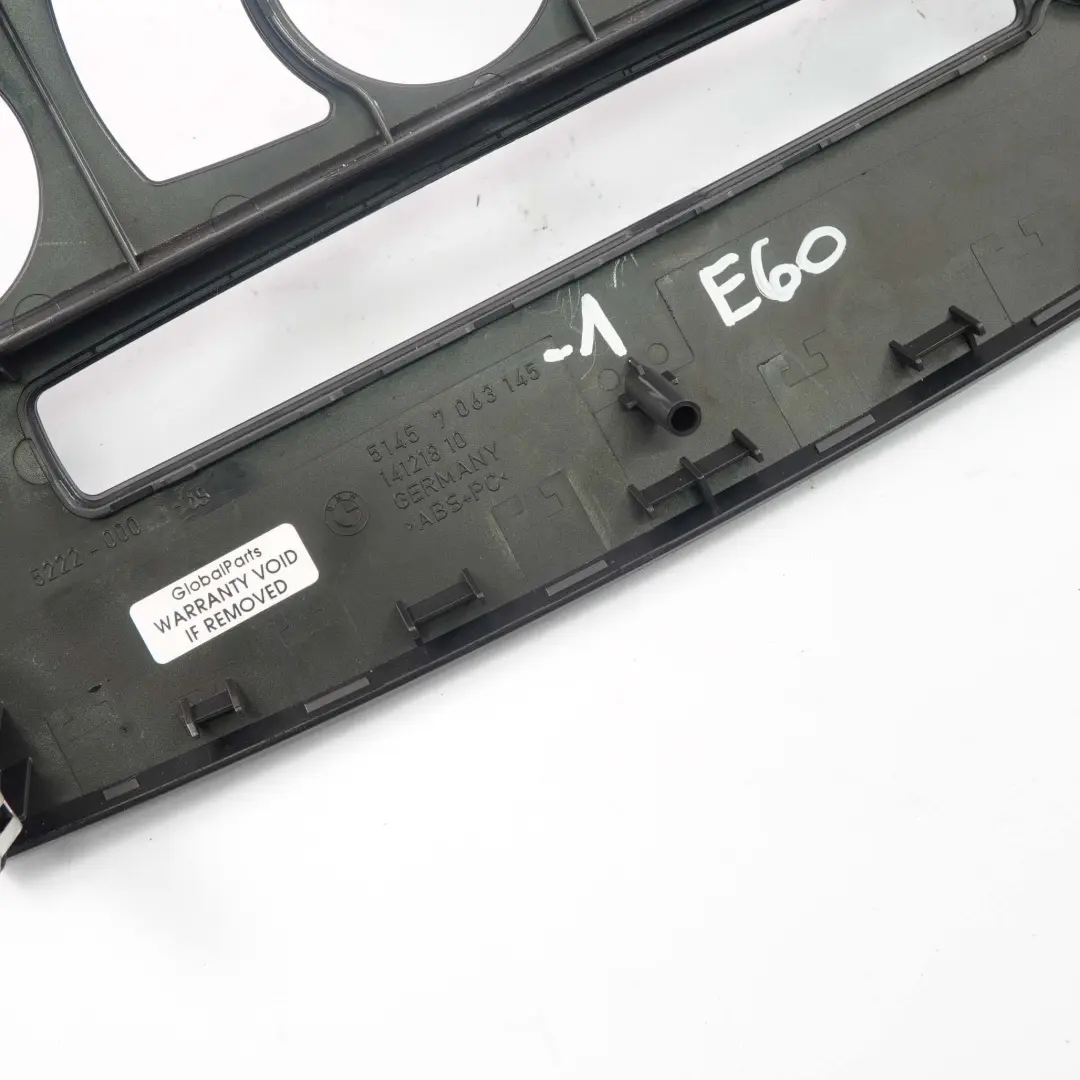 Tapa Central Salpicadero Marco Embellecedor Panel Negro para BMW E60 E61 con número de pieza 7063145 BMW E60 E61 Tapa Central Salpicadero Marco Embellecedor Panel Negro - SKU 7063145-1 - Número de pieza 7063145