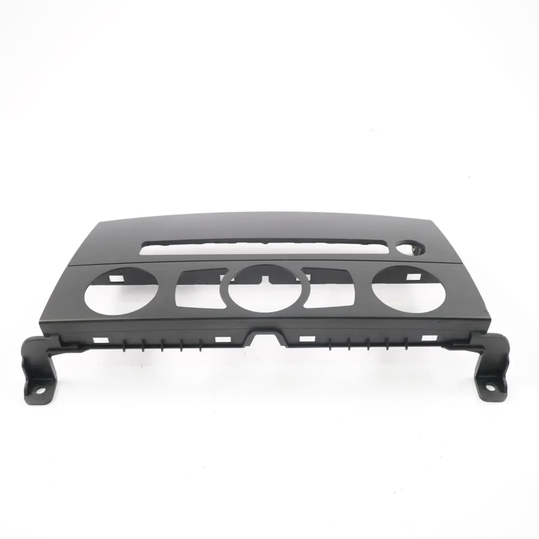 Tapa Central Salpicadero Marco Embellecedor Panel Negro para BMW E60 E61 con número de pieza 7063145 BMW E60 E61 Tapa Central Salpicadero Marco Embellecedor Panel Negro - SKU 7063145-1 - Número de pieza 7063145