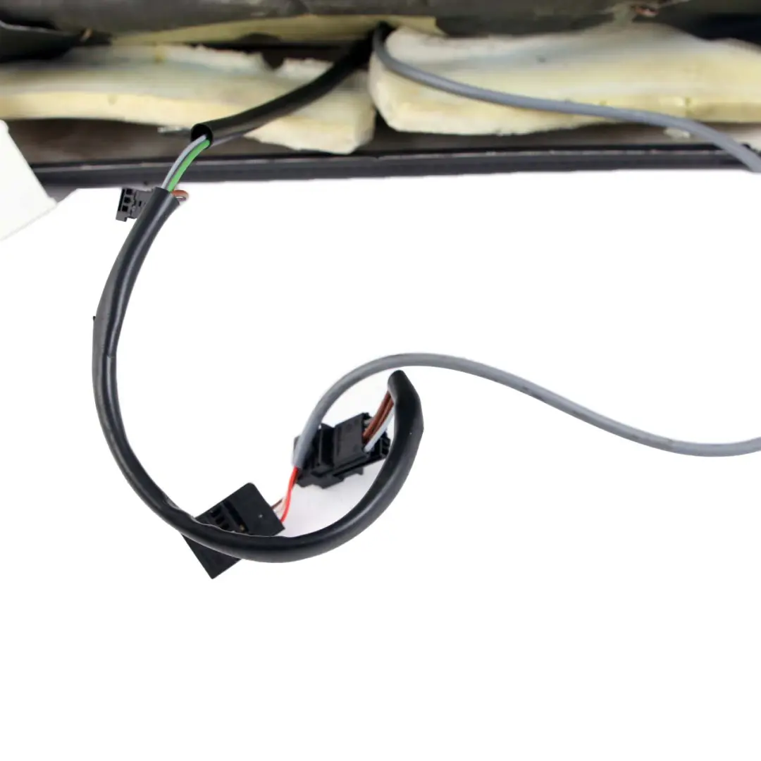 Vorder Seite Beheizter Sport Sitz Bezug Schwarz Leder Dakota für BMW E63 Coupe mit Teilenummer 7063762 BMW E63 Coupe Vorder Seite Beheizter Sport Sitz Bezug Schwarz Leder Dakota - SKU 7063762 - Teilenummer 7063762