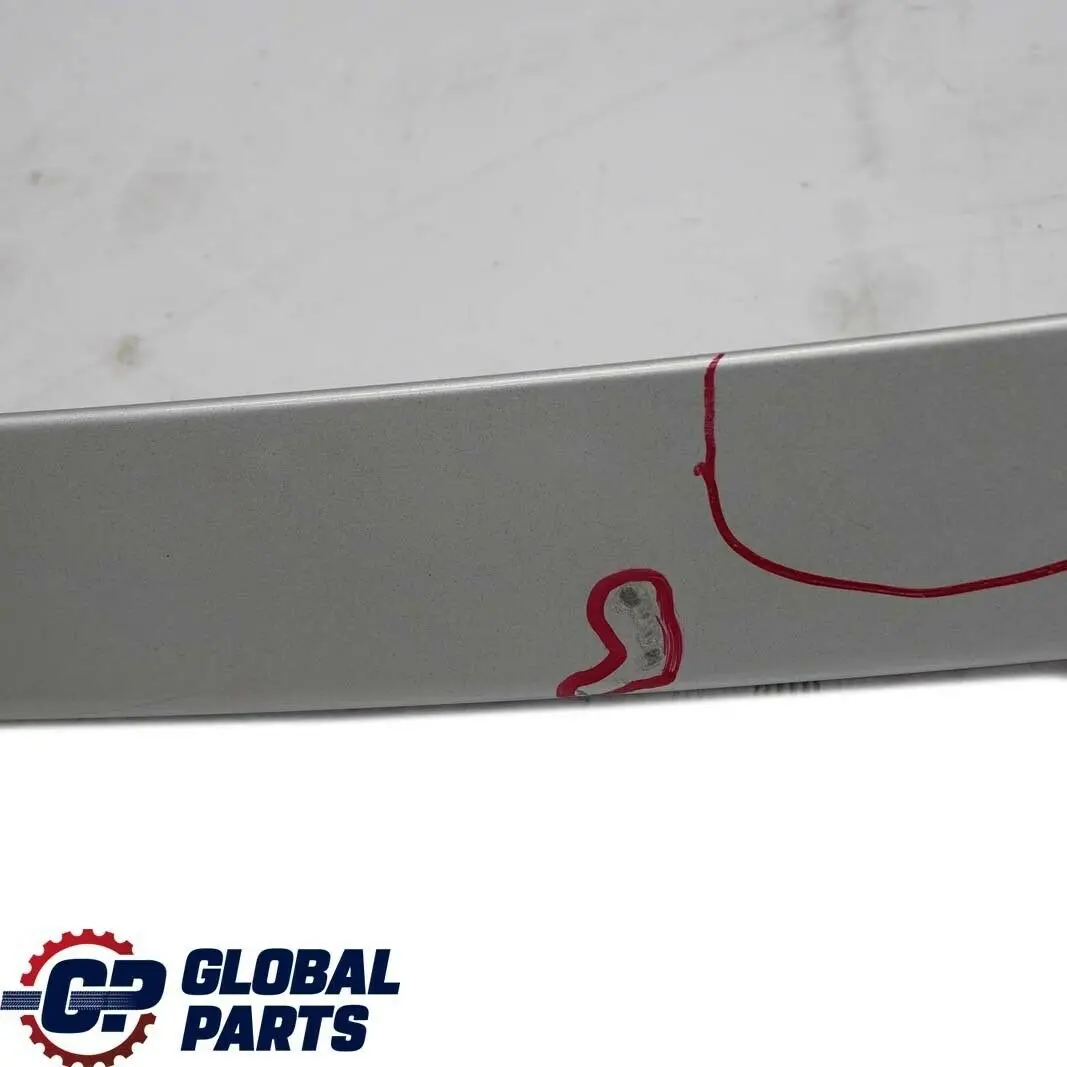 Copertura Heckfensterrahmen Inferiore Argento-Titanio Argento per BMW Z4 E85 con numero di parte 7064703 BMW Z4 E85 Copertura Heckfensterrahmen Inferiore Argento-Titanio Argento - SKU 7064703-TS1 - Numero di parte 7064703