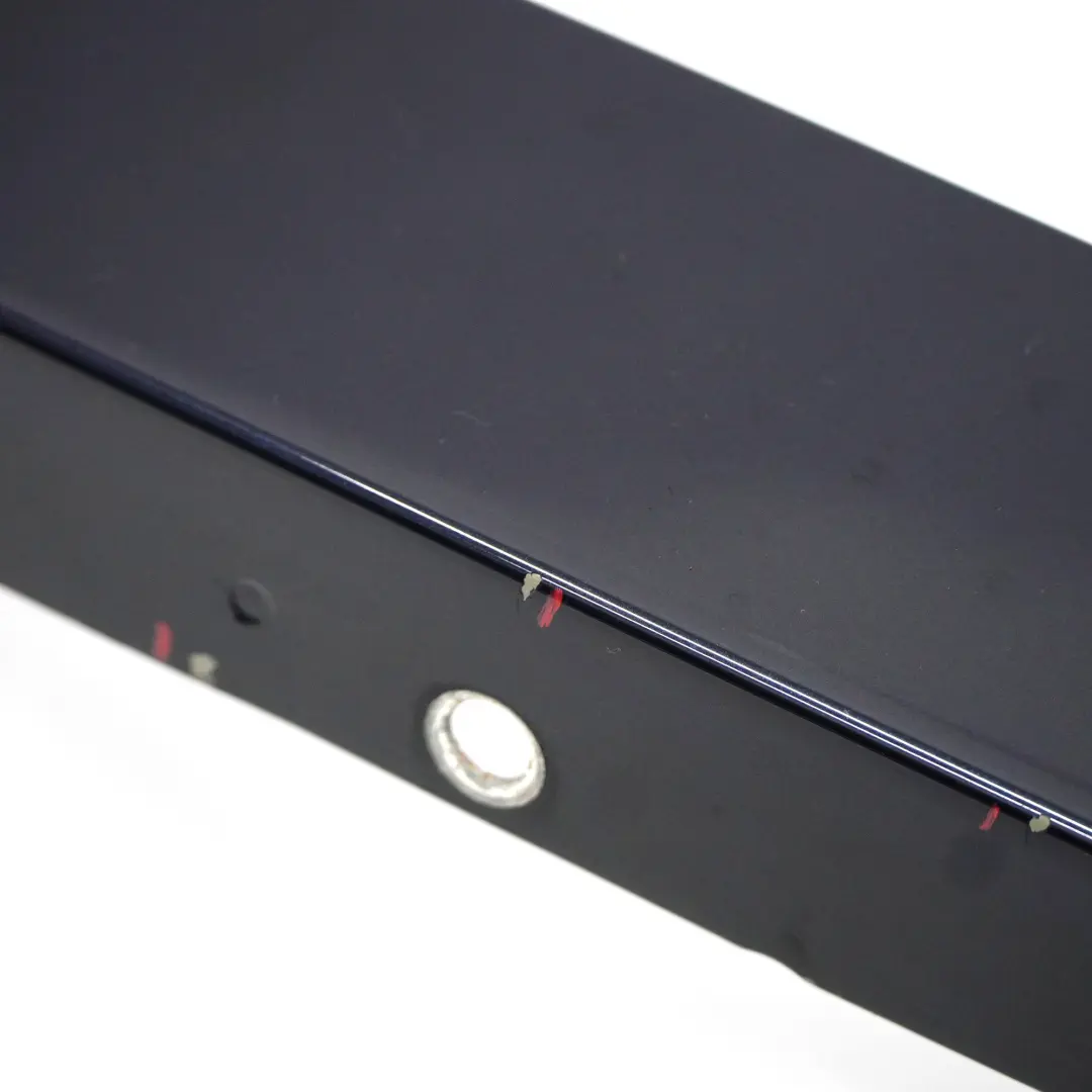 Fenêtre Arrière Cadre Bas Panneau d'Habillage Monacoblau - A35 pour BMW Z4 E85 à propos du numéro de pièce 7064703 BMW Z4 E85 Fenêtre Arrière Cadre Bas Panneau d'Habillage Monacoblau - A35 - SKU 7064703-MB - Numéro de pièce 7064703