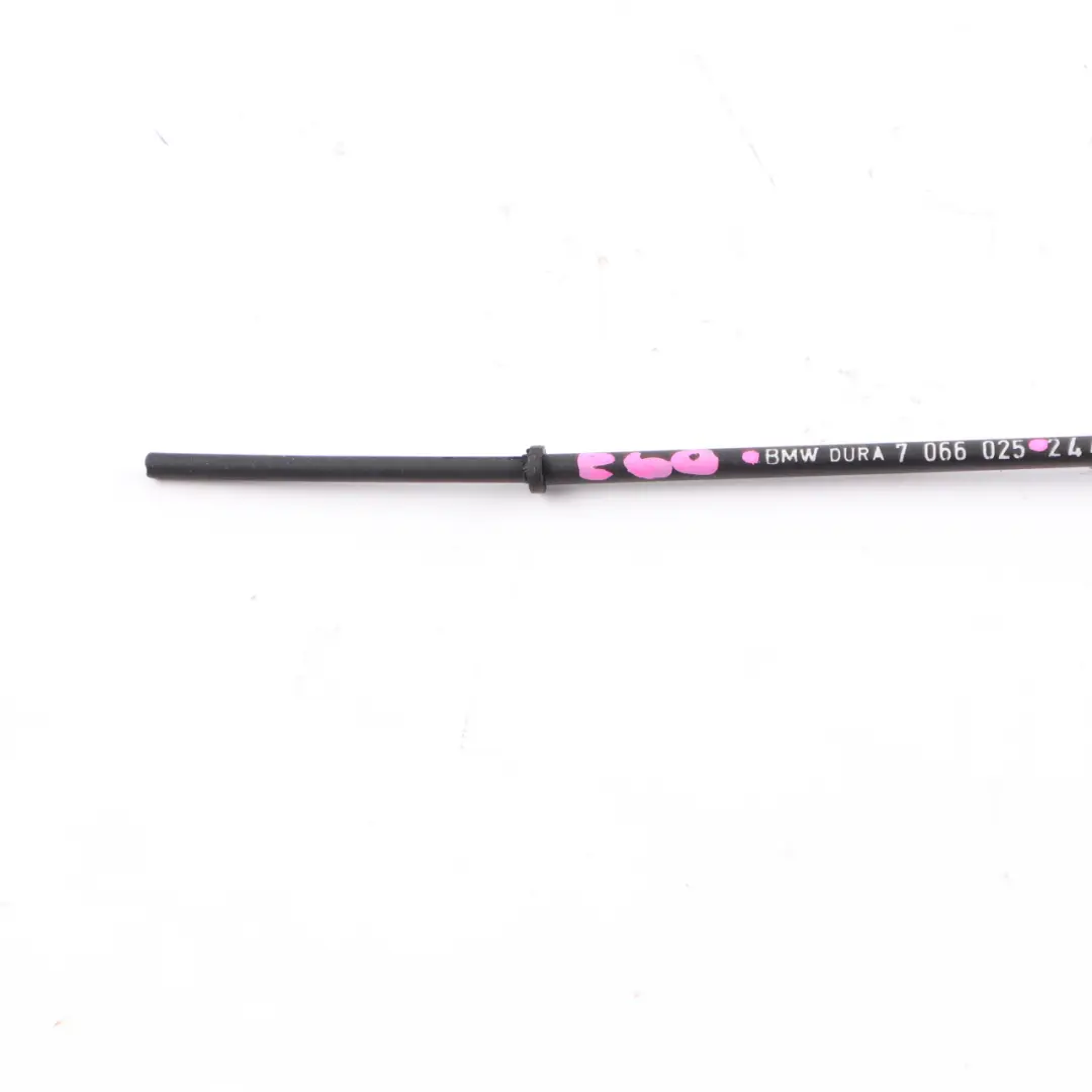 BMW E63 E64 Siłownik Klapy Wlewu Paliwa 6923975 - SKU 7066025 - Numer Części 7066025