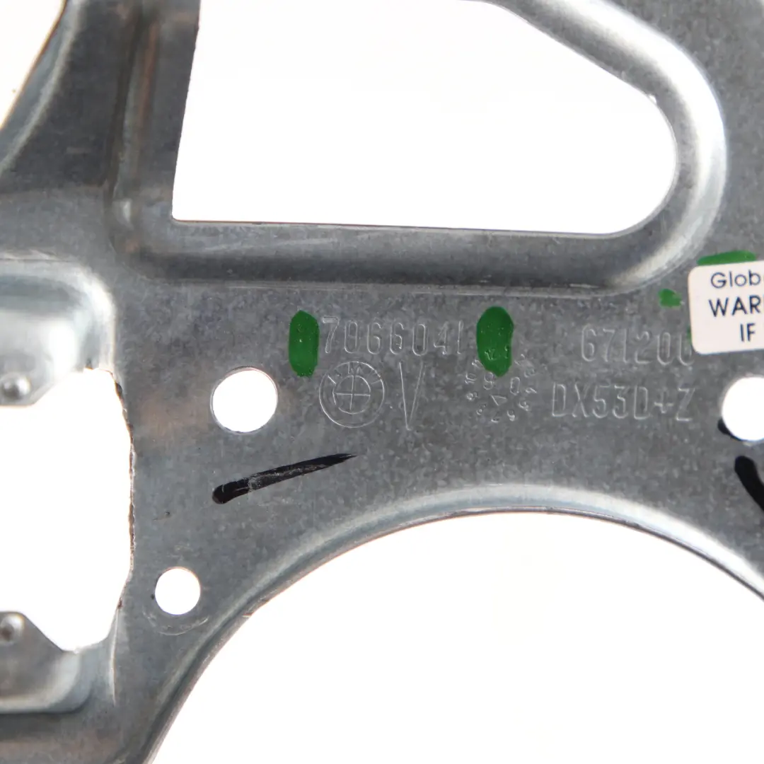 BMW E60 E61 Tarjeta de Puerta Delantera Izquierda Soporte Barra Montaje - SKU 7066041 - Número de pieza 7066041
