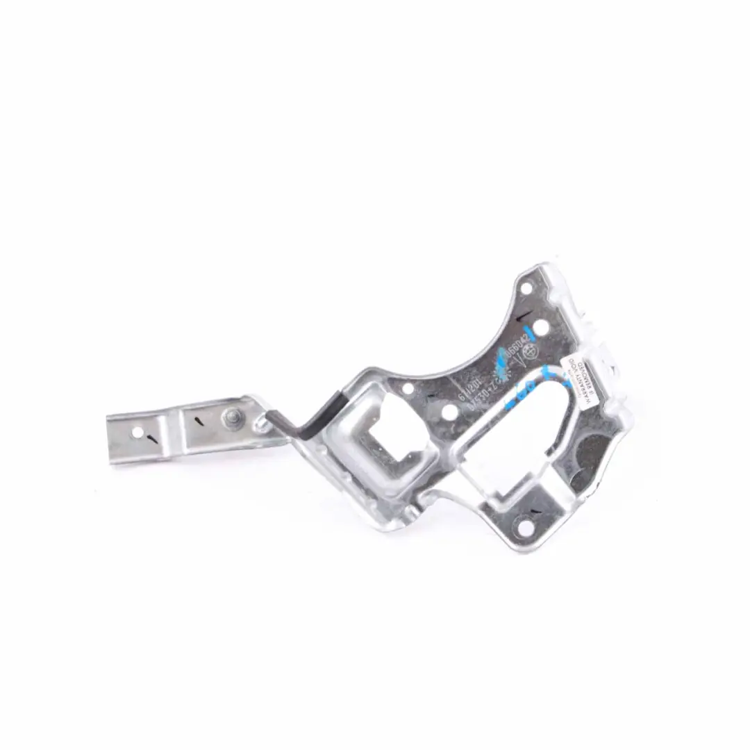 Uchwyt Boczku Drzwi Przód Prawy do BMW E60 E61 o numerze 7066042 BMW E60 E61 Uchwyt Boczku Drzwi Przód Prawy - SKU 7066042 - Numer Części 7066042