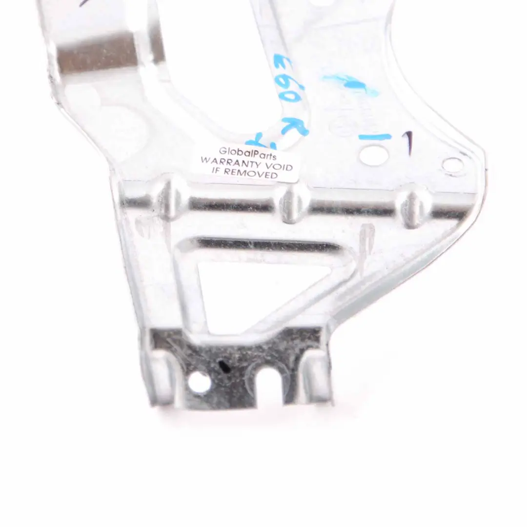 BMW E60 E61 Bar Rechts Halterung für die Türfronthalterung - SKU 7066042 - Teilenummer 7066042