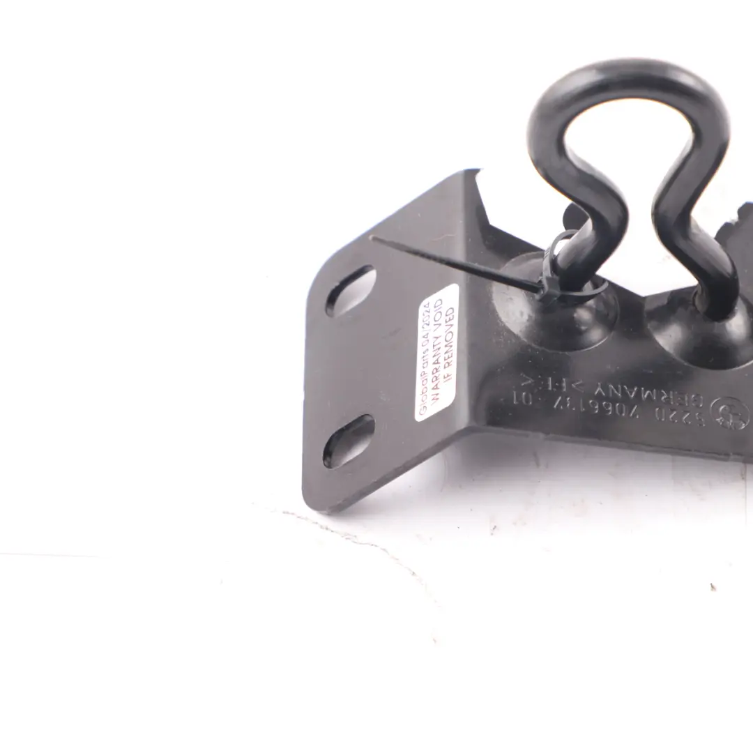 Shaft Central Mount Driveshaft to BMW E60 Rear Seat Drive with Part number 7066137 BMW E60 Rear Seat Drive Shaft Central Mount Driveshaft - SKU 7066137 - Part number 7066137