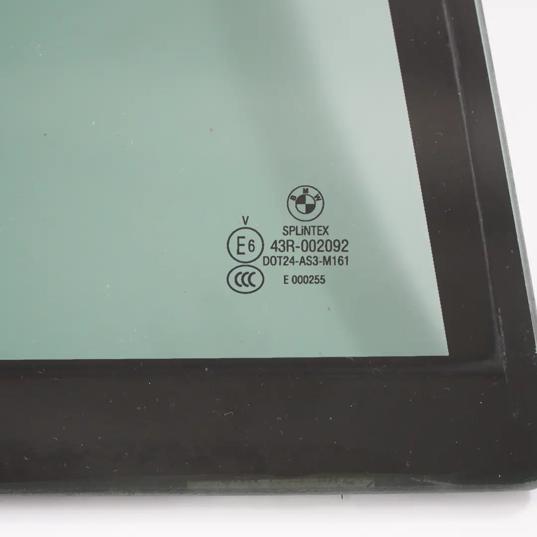 Szyba Karoseryjna Boczna Drzwi Prawy Tył AS3 do BMW E60 o numerze 7067062 BMW E60 Szyba Karoseryjna Boczna Drzwi Prawy Tył AS3 - SKU 7067062-1 - Numer Części 7067062