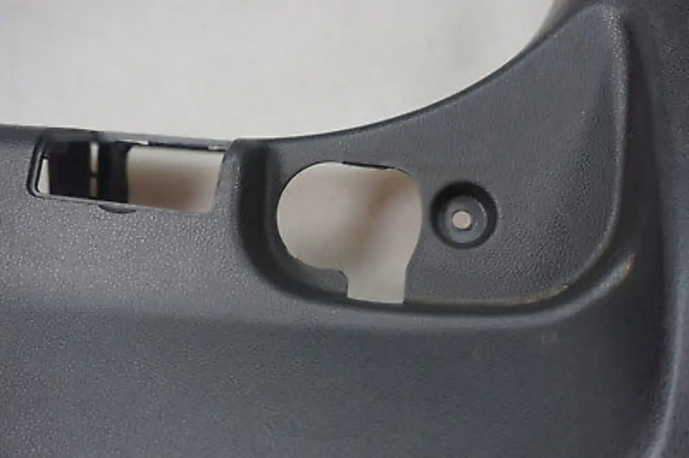 Lateral Trim Panel Front Right Black O/S to BMW 3 Series E90 E90N E91 E92 E93 LCI with Part number 7067082 BMW 3 Series E90 E90N E91 E92 E93 LCI Lateral Trim Panel Front Right Black O/S - SKU rhd-7067082-2 - Part number 7067082