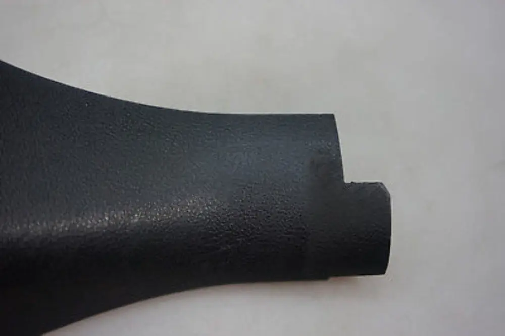 BMW 3 Series E90 E90N E91 E92 E93 LCI Lateral Trim Panel Front Right Black O/S - SKU rhd-7067082-2 - Part number 7067082