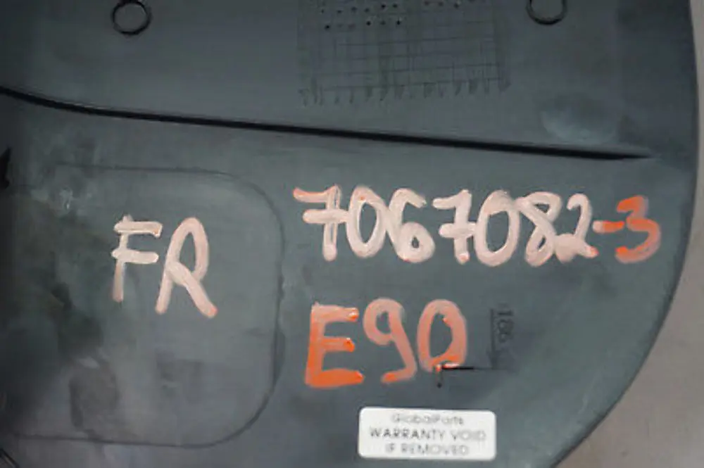 BMW 3 Series E90 E90N E91 E92 E93 LCI Lateral Trim Panel Front Right Black O/S - SKU rhd-7067082-2 - Part number 7067082