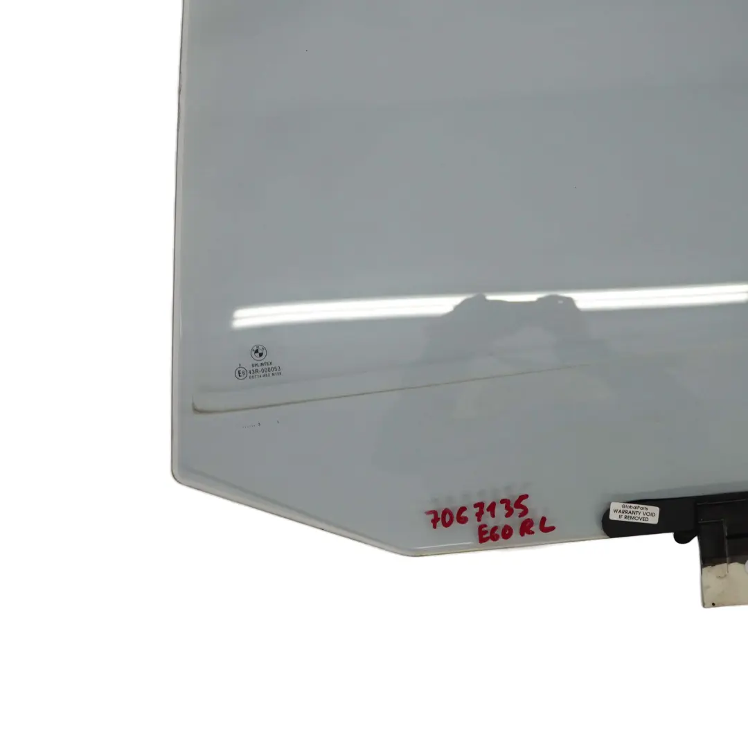 Posteriore Sinistra Porta Finestra Protezione Doppia Fissa per BMW E60 con numero di parte 7067135 BMW E60 Posteriore Sinistra Porta Finestra Protezione Doppia Fissa - SKU 7067135 - Numero di parte 7067135