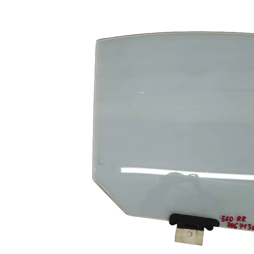 Trasera Izquierda Lado Puerta Ventana Doble Vidrio Protector Verde AS2 para BMW E60 con número de pieza 7067136 BMW E60 Trasera Izquierda Lado Puerta Ventana Doble Vidrio Protector Verde AS2 - SKU 7067136 - Número de pieza 7067136