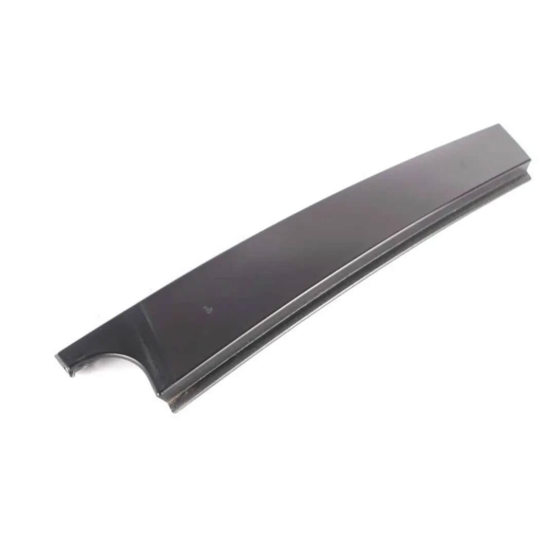 BMW E87 Tapa Columna Pilar Puerta Trasera Derecha O/S Negro Perfil - SKU 7068102-1 - Número de pieza 7068102