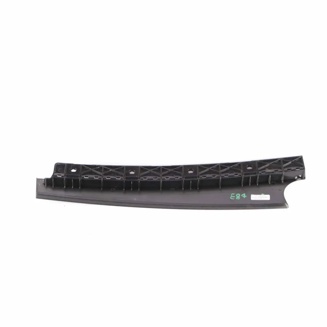 BMW E87 Copertura Colonna Porta Posteriore Destra Striscia Nera 1 - SKU 7068102-1 - Numero di parte 7068102
