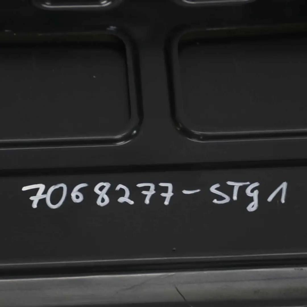 Klapa Bagażnika Tylna Sterlinggrau 472 do BMW Z4 E85 o numerze 7068277 BMW Z4 E85 Klapa Bagażnika Tylna Sterlinggrau 472 - SKU 7068277-STG1 - Numer Części 7068277