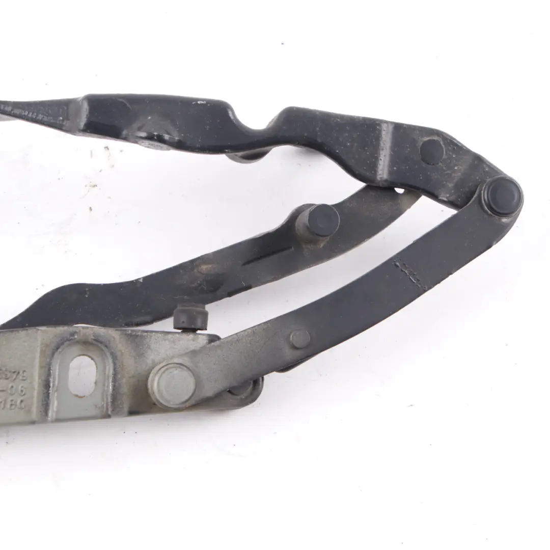 Kofferraumdeckelscharnier hinten rechts Schwarz Saphir 475 7016180 für BMW Z4 E85 mit Teilenummer 7068282 BMW Z4 E85 Kofferraumdeckelscharnier hinten rechts Schwarz Saphir 475 7016180 - SKU 7068282-BS - Teilenummer 7068282