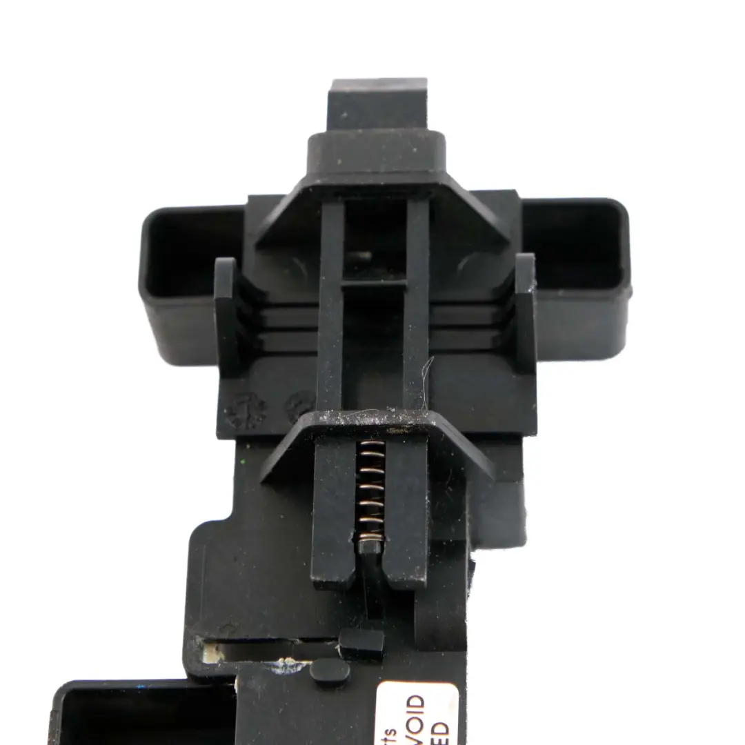 BMW Z4 E85 E86 Verrouillage cabine arrière Accoudoir console centrale loquet - SKU 7068449 - Numéro de pièce 7068449