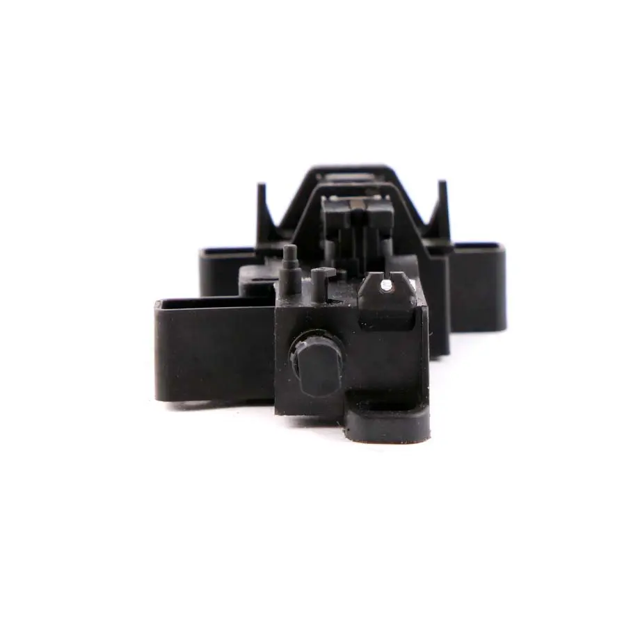 BMW Z4 E85 E86 Verrouillage cabine arrière Accoudoir console centrale loquet - SKU 7068449 - Numéro de pièce 7068449