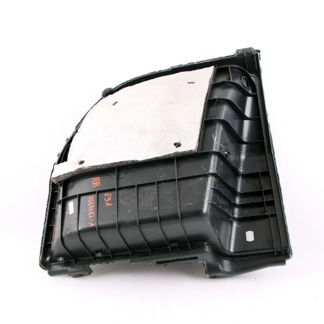 BMW E91 Touring Trasero Derecho Trunk Cubierta Panel Insertar Negro - SKU 7068882-2 - Número de pieza 7068882